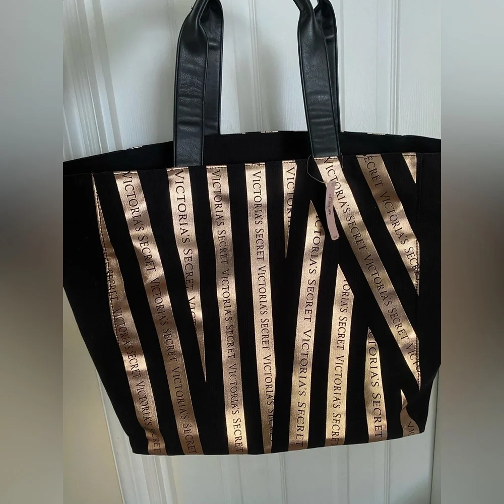 Victoria Secret bag 💼 - Picture 2 of 14